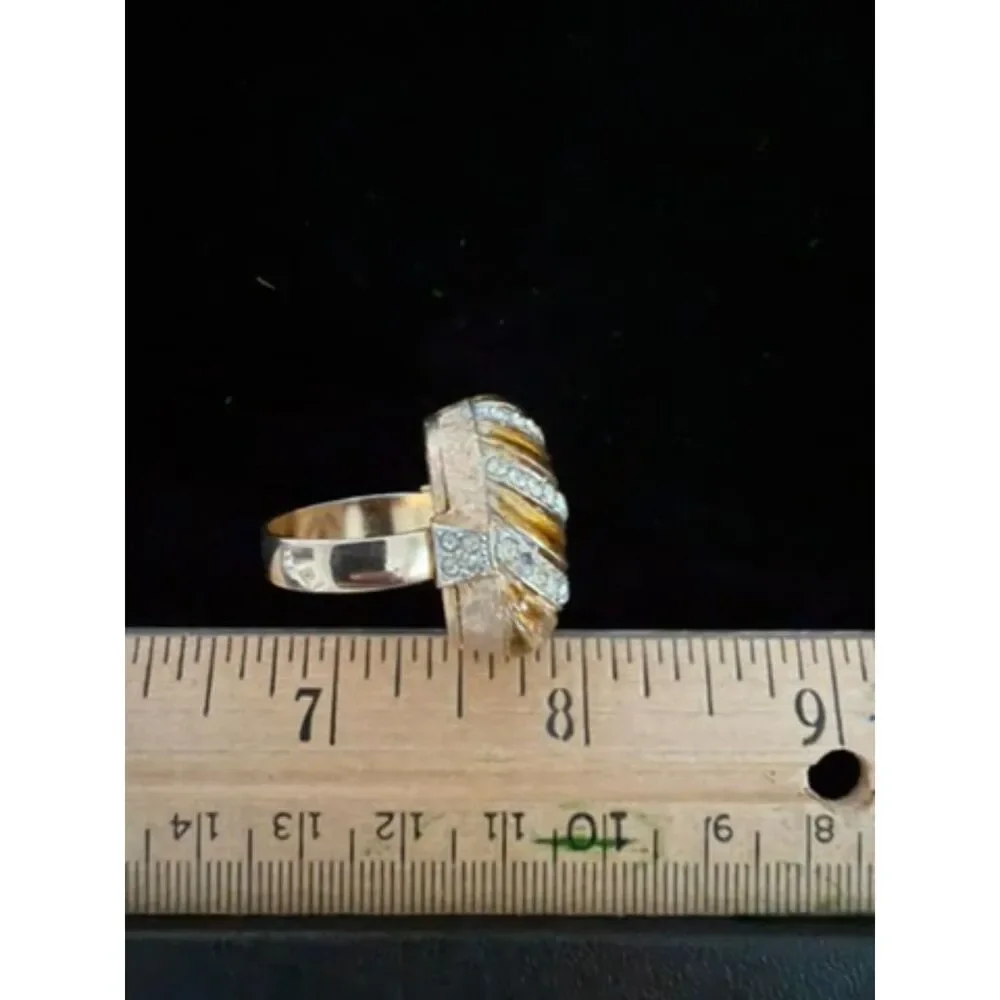 unknown vintage gold